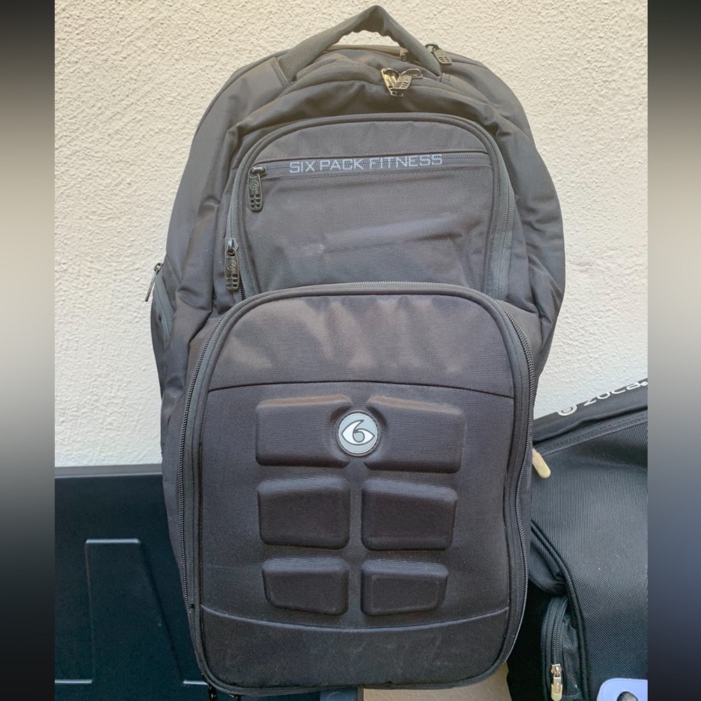 6 pack fitness backpack